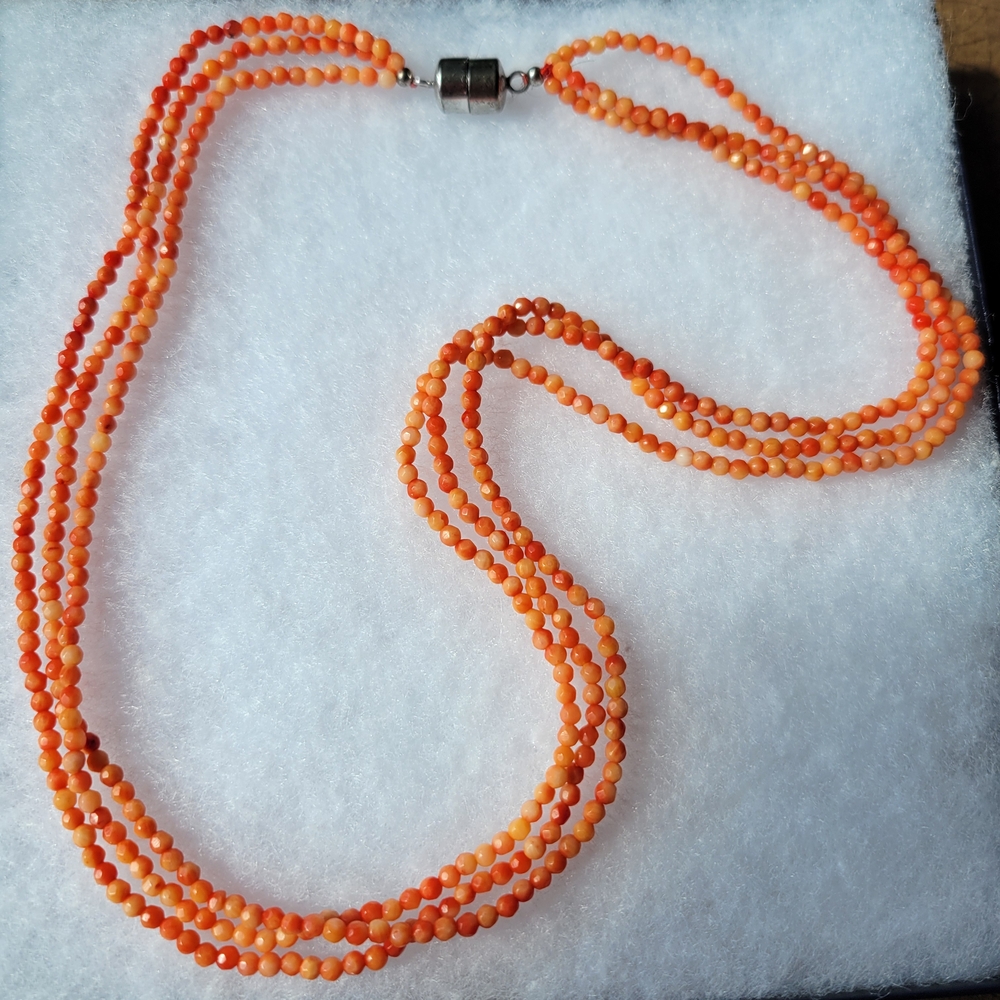 Coral Elegant Orange Beaded Necklace